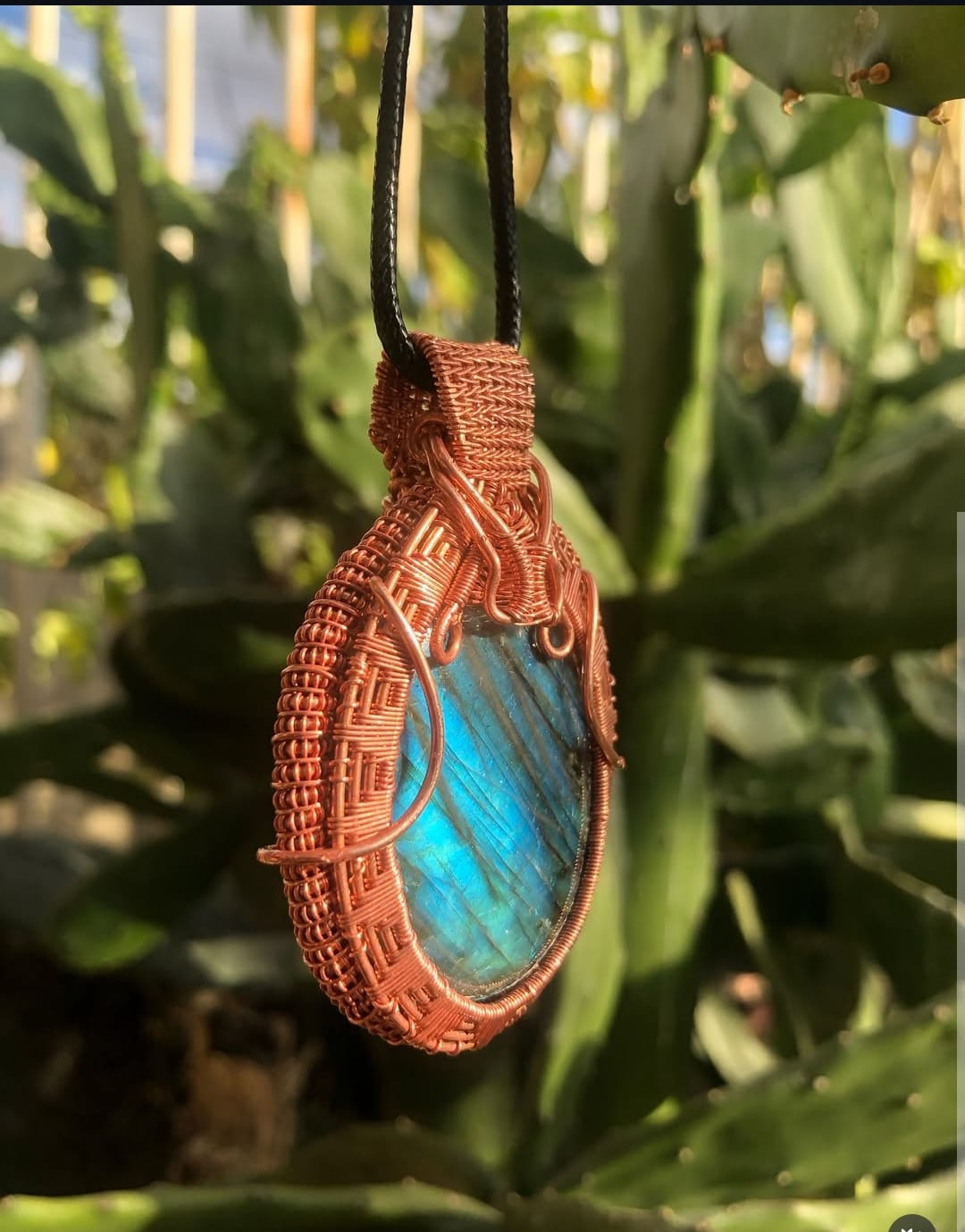 Amoletos em cobre